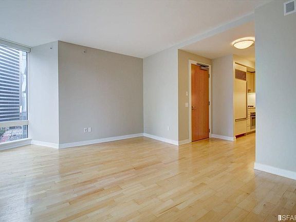 4th image of 301 Mission St APT 10J