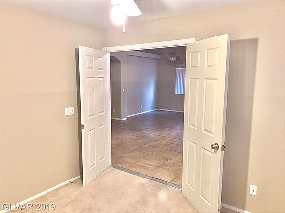 5th image of 3729 Saint Charles Ct