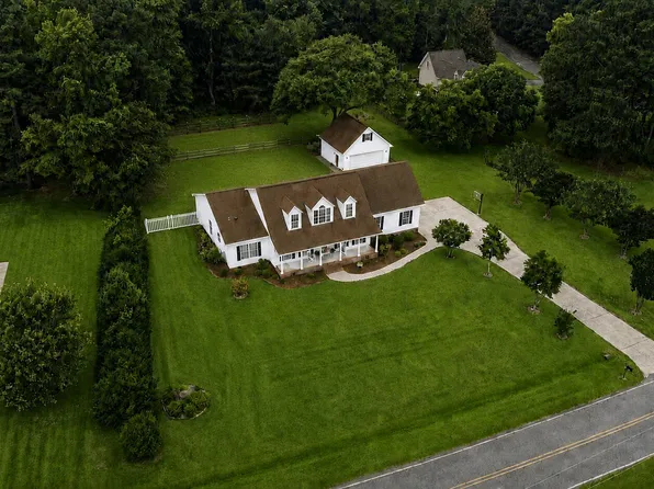 541 Mallie Pearce Rd, Zebulon, NC 27597