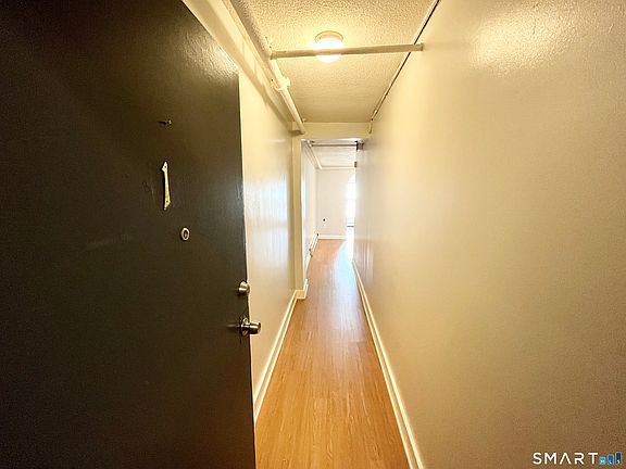 2nd image of 666 Main St #B1
