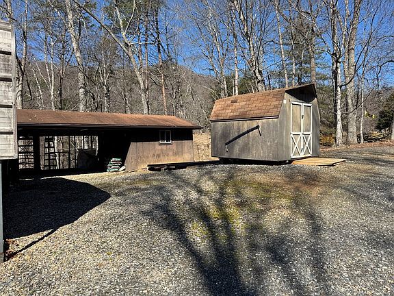 5th image of 50 Lawson Shuler Rd