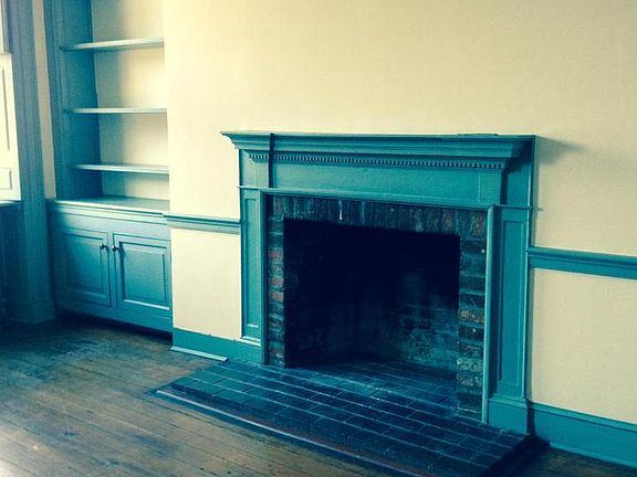 2nd image of 113 N Fairfax St Ste 2
