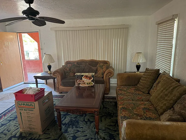 313 S Magnolia Ave — Photo 12