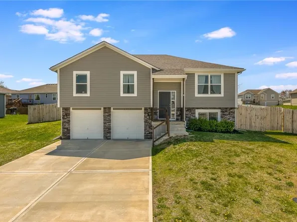 12712 Belmead Ave, Grandview, MO 64030