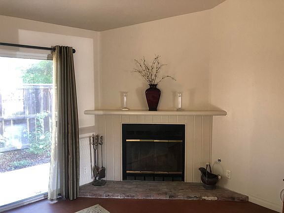4th image of 6062 Suellen Ct