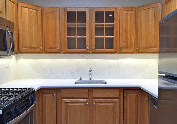 Rented by Frank Valvo Real Estate | media 25