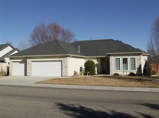 2682 E Timberland Dr, Eagle, ID 83616