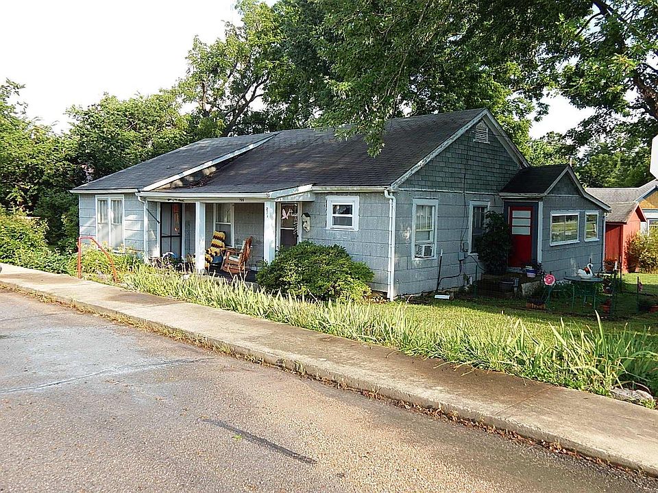 1st image of 205 W 1st St