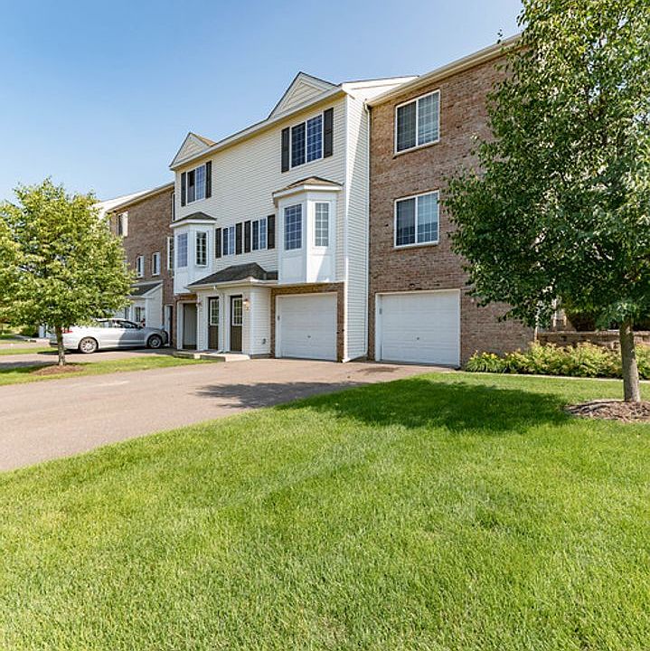 1st image of 4951 Emmit Dr N Unit 2
