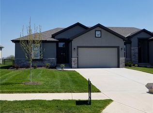 14541 Amanda Ln, Basehor, KS 66007