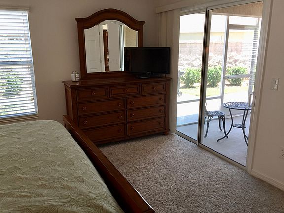 5th image of 889 Parrish Pl
