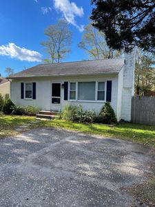 33 Rose Ave, Southampton, NY, 11968