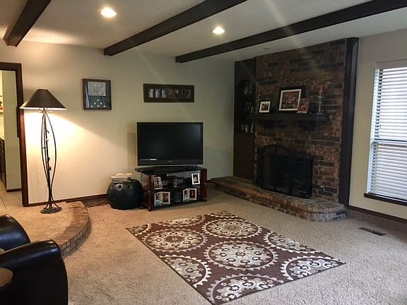 4th image of 3314 W 29th Ct