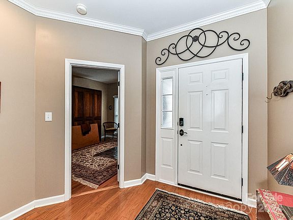 5th image of 5912 Chalyce Ln