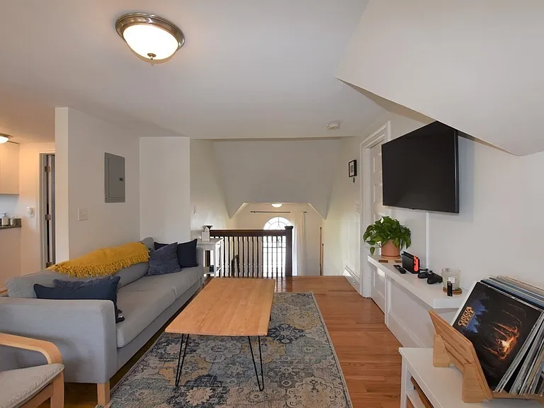 30 Appleton St #3 — Photo 6