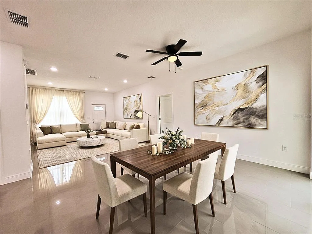 3 bed, 2.5 bath, 1681 sqft, $2,249 — Photo 3