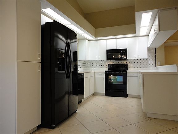 5th image of 2925 Wilder Creek Cir
