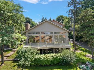 3872 Pine Harbor Dr UNIT 15L, West Bloomfield, MI 48323