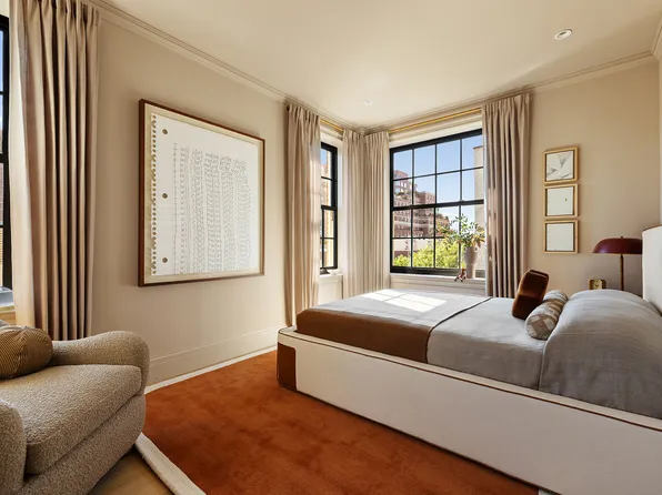 118 West 13th Street image 22 of 29