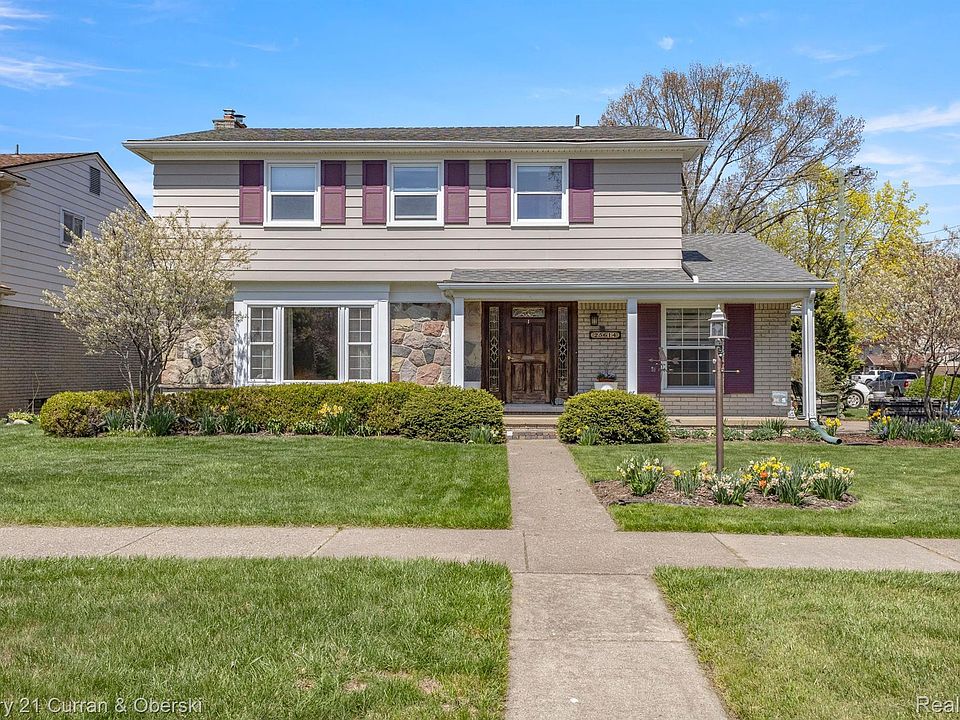 1st image of 25614 Wilson Dr