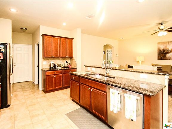 4th image of 9404 Glynhill Ct