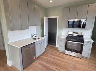 89 Mora St APT 3, Dorchester, MA 02124