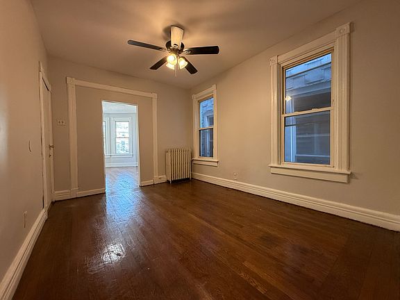 3rd image of 380 Orange St Floor 2