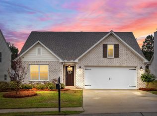 1067 Riviera Dr, Calera, AL 35040