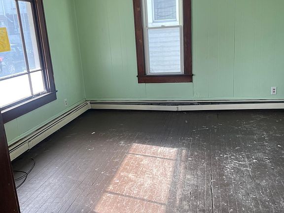 3rd image of 463 Brockway Ave #A