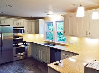 598 Granby Rd, South Hadley, MA 01075