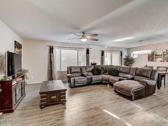 5th image of 11673 N 166TH Drive