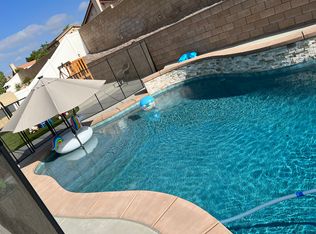 2034 W Fairview Dr, Rialto, CA 92377