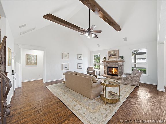 5th image of 11248 S 75th Ave E