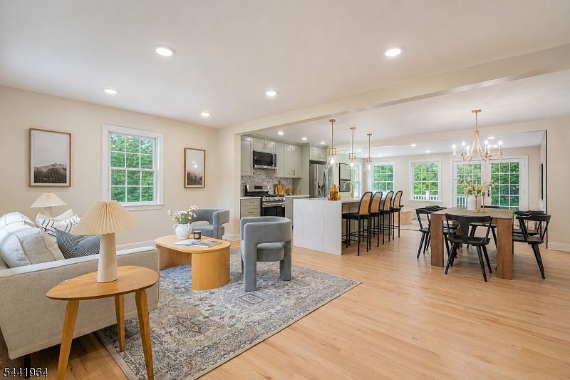 1st image of 21 Glannon Rd