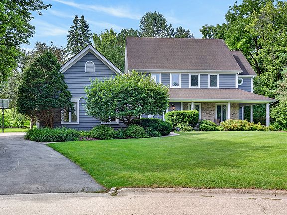 3rd image of 6611 Cape Cove Cir