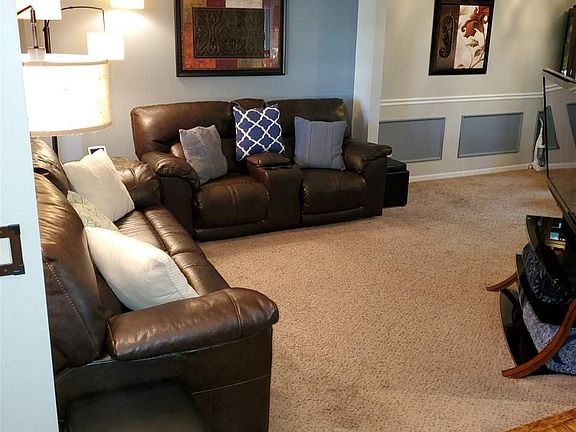 4th image of 4826 Elkwood Dr