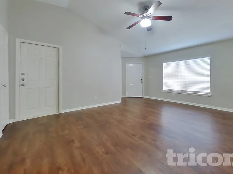 3150 Kelling St — Photo 2