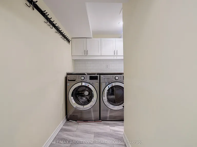 497 Anthony Dr — Photo 25