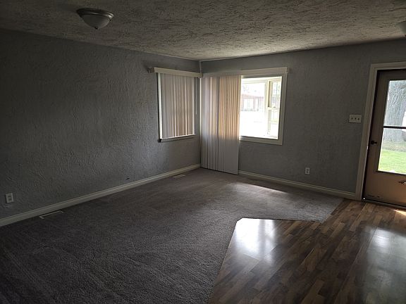 3rd image of 1365 Dulong Ave