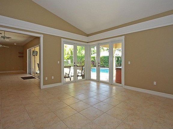 5th image of 15305 SW 80th Ave