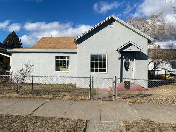 205 W Bonneville St, Pasco, WA 99301