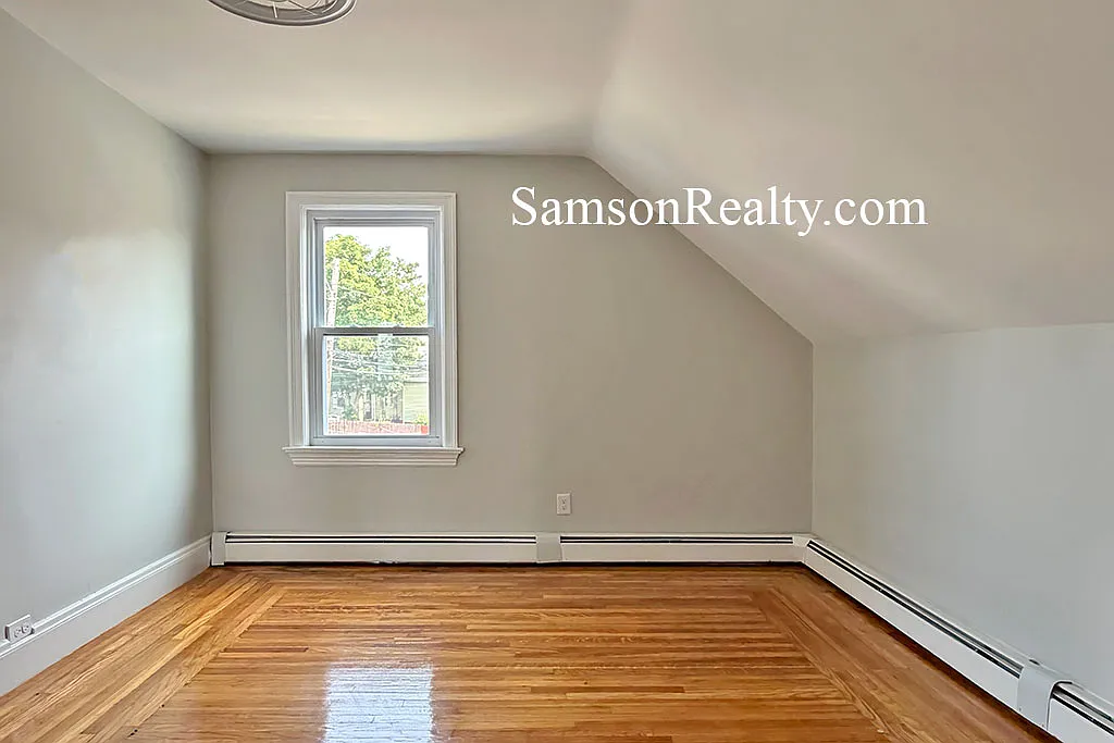 2 bed, $1,775 — Photo 2
