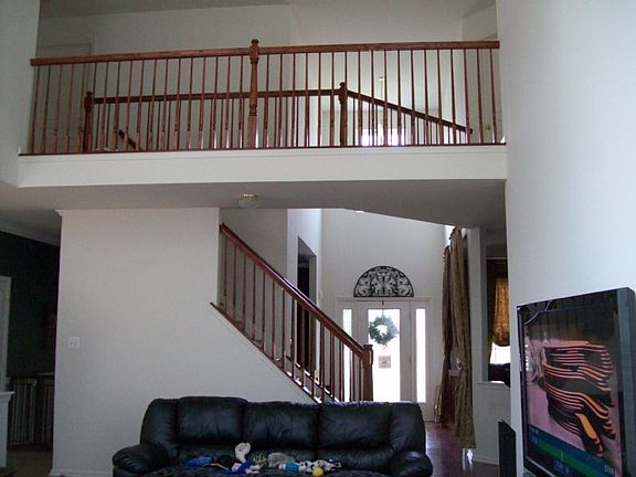 4th image of 2606 Coronado Dr