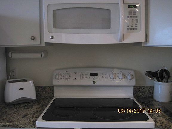 Stove w/overhead microwave