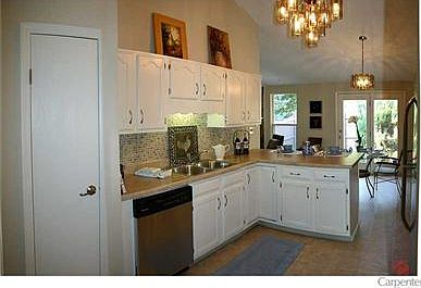 4th image of 8870 Burwick Dr