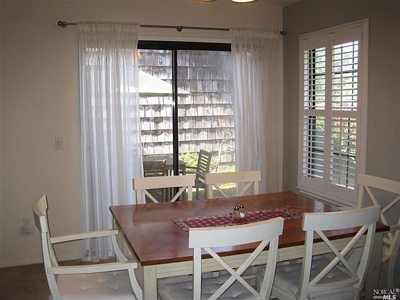 5th image of 1627 Poppy Ct