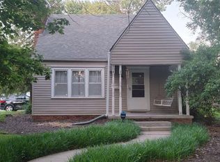 704 S Estelle St, Wichita, KS 67211