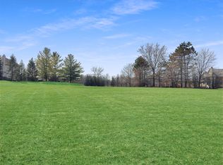 4553 Eleanor Dr, Lake Zurich, IL 60047