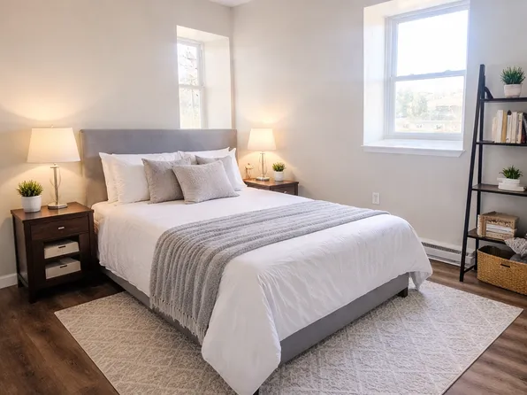 16 4th St, 16 4th St #2, Slatington, PA 18080