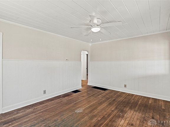 5th image of 4246 Elliot Ave
